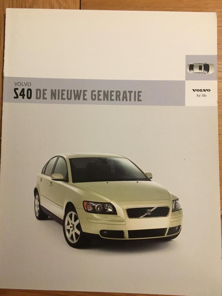 5x Volvo S40 + V40 + XC40 folders/brochures Nederland+D+GB, Boeken, Auto's | Folders en Tijdschriften, Zo goed als nieuw, Volvo