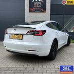 Tesla Model 3 Standard RWD Plus 50 kWh + Mmx Pack + TREKHAAK, Automaat, 27 €/maand, Wit, Origineel Nederlands