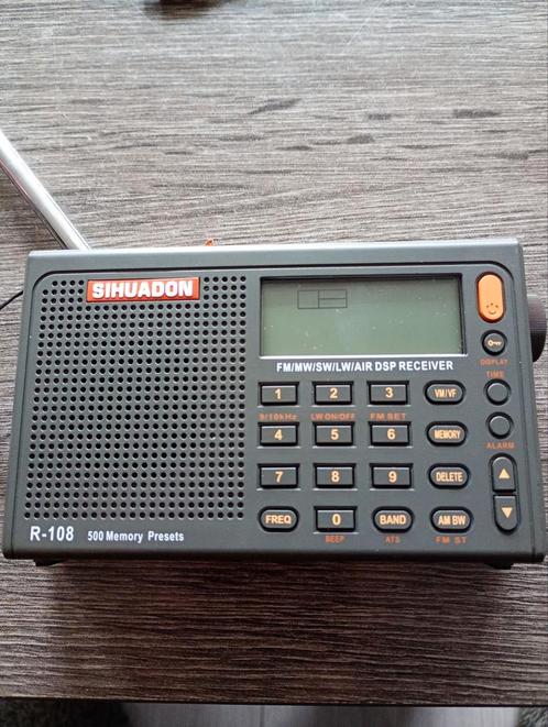Nieuwe oplaadbare wereldontvanger!, Audio, Tv en Foto, Radio's, Zo goed als nieuw, Wereldontvanger, Ophalen