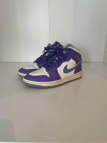 Air Jordan 1 Mid Action Grape | Maat 38,5 | Uniek Paar |  beschikbaar voor biedingen