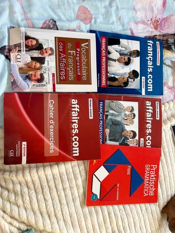 Franse studieboeken - Compleet pakket beschikbaar voor biedingen