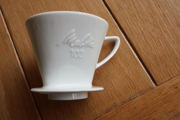 Koffiefilter van porselein, 102 wit beschikbaar voor biedingen
