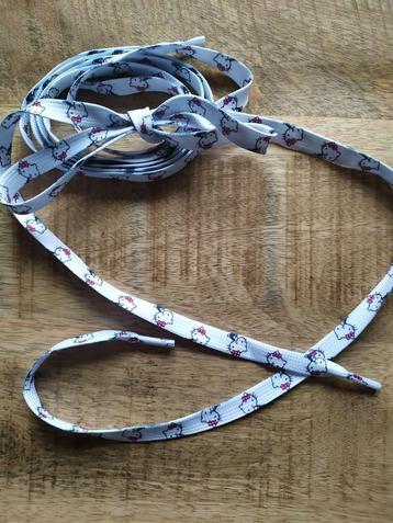 Hello Kitty veters beschikbaar voor biedingen