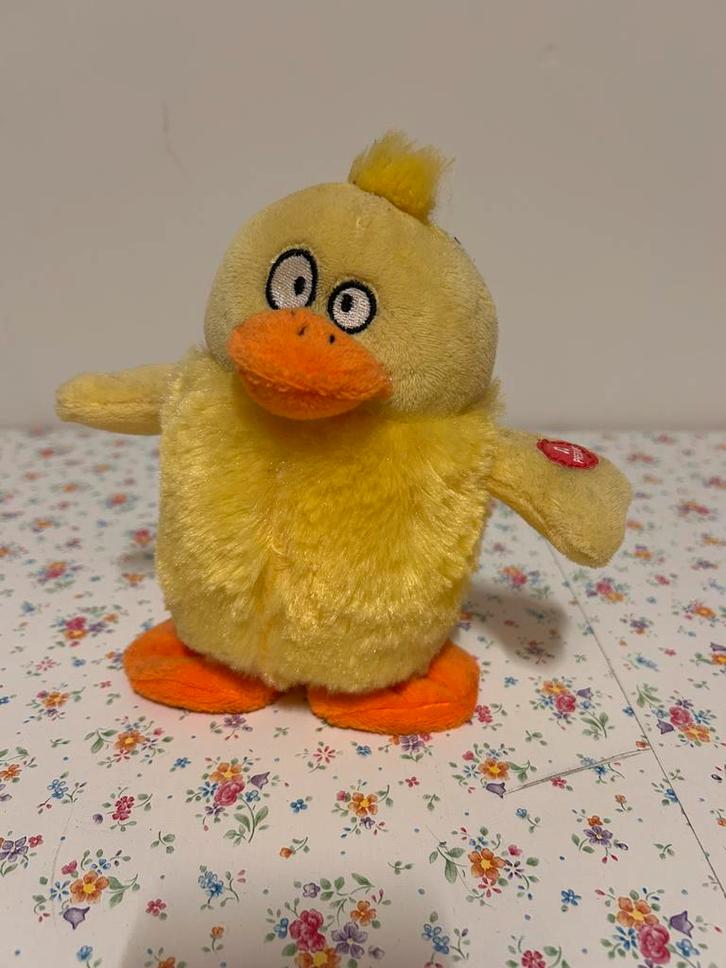 Dansend en muziek makend knuffel eendje, Kinderen en Baby's, Speelgoed | Knuffels en Pluche, Gebruikt, Overige typen, Ophalen