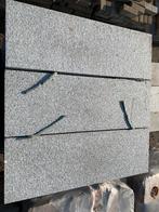 Traptrede graniet bloktreden natuursteen gevlamd, Tuin en Terras, Bielzen en Borders, Blok, 25 cm of meer, Ophalen of Verzenden