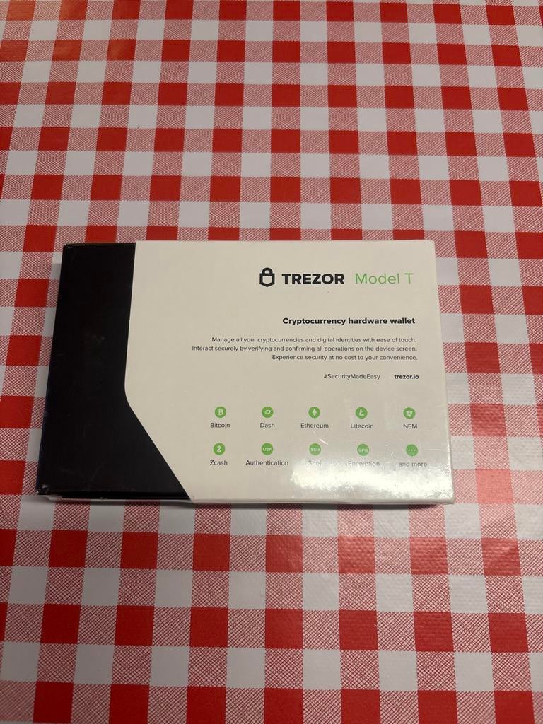 Trezor Model T - Nieuw in Verpakking, Ophalen of Verzenden, Nieuw