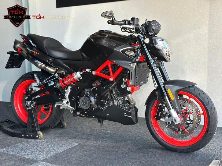 APRILIA SHIVER 900 QS AKRAPOVIC 2019 21.529 KM 750, Motoren, Motoren | Aprilia, Bedrijf, Naked bike, meer dan 35 kW, 2 cilinders