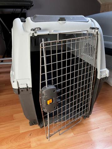 ReisBench/Kennel SKUDO beschikbaar voor biedingen