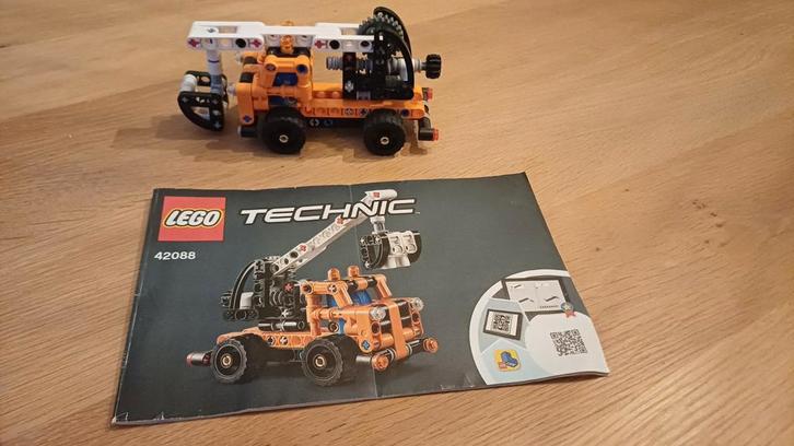 Lego Technic 42088 Kraanwagen, Kinderen en Baby's, Speelgoed | Duplo en Lego, Zo goed als nieuw, Lego, Complete set, Ophalen of Verzenden