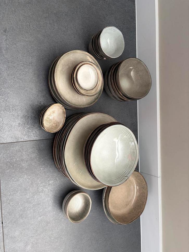 Xenos Servies - Compleet!, Huis en Inrichting, Keuken | Servies, Gebruikt, Compleet servies, Effen, Aardewerk, Ophalen of Verzenden