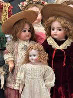 Antieke poppen. Magic Antique Doll event, Verzamelen, Poppen, Ophalen of Verzenden, Zo goed als nieuw, Pop