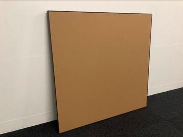 XL Industrieel Prikbord / Memobord <<zeer zware kwaliteit>> beschikbaar voor biedingen