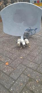 Schotelantenne met 3 koppen - Astra 1, 3 en Hotbird, Ophalen of Verzenden, Gebruikt, (Schotel)antenne, Overige merken