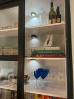 Zwarte vitrinekast/ servieskast, Ophalen, Gebruikt, Minder dan 30 watt, Overige typen