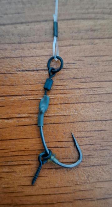 20x Ronnierigs met Tactic carp Curve haken! beschikbaar voor biedingen