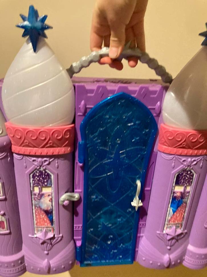 Barbie Kasteel, Cabrio & Paard, Barbie & Ken, Kinderen en Baby's, Speelgoed | Overig, Gebruikt, Jongen of Meisje, Ophalen of Verzenden