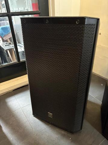 ELECTRO VOICE ZLX - 15 250 RMS 800 WATTS PEAK beschikbaar voor biedingen