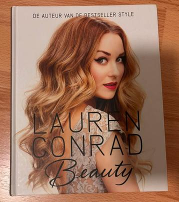 Elise Loehnen - Lauren Conrad Beauty beschikbaar voor biedingen