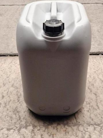 30 Liter jerrycans ZGAN nog 10 op voorraad. beschikbaar voor biedingen