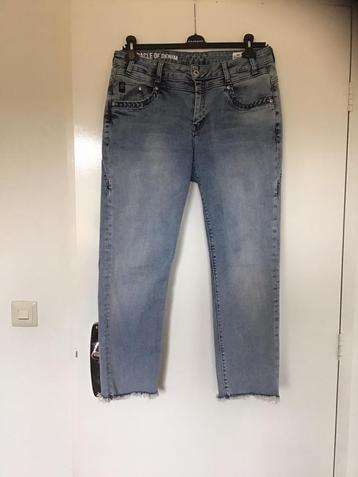 BLAUWE STRETCH JEANS VAN MIRACLE OF DENIM  MAAT 42/44 beschikbaar voor biedingen