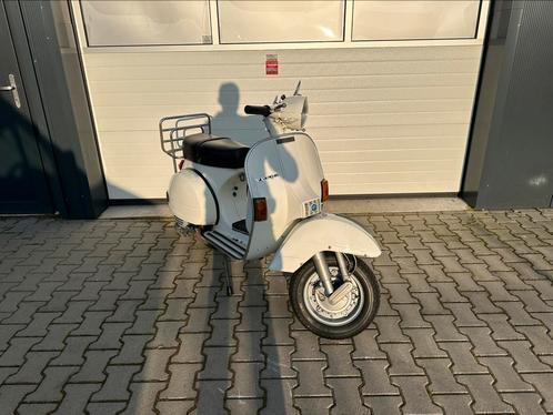 Vespa p200e/Compleet originele lak/In topstaat/Orgineel NL, Motoren, Motoren | Piaggio, Particulier, Scooter, 12 t/m 35 kW, 1 cilinder