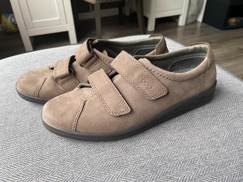 lichtgewicht ECCO WANDELSCHOENEN maat 38 - WD014, Kleding | Dames, Schoenen, Zo goed als nieuw, Wandelschoenen, Bruin, Ophalen of Verzenden