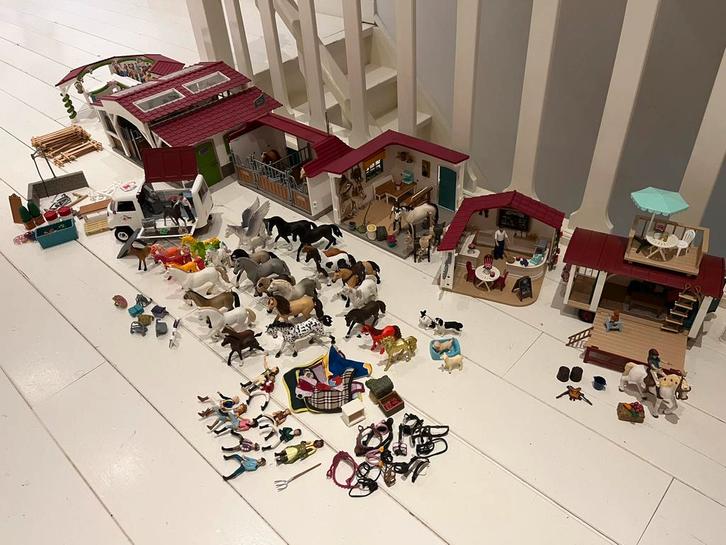 Schleich collectie met veel accessoires!, Verzamelen, Speelgoed, Zo goed als nieuw, Ophalen of Verzenden
