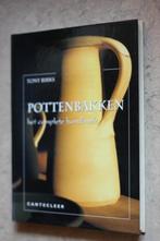 Pottenbakken, het complete handboek - Birks - 26515/6, Boeken, Ophalen of Verzenden, Zo goed als nieuw, Kleien en Boetseren