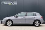 Volkswagen Golf 1.0 eTSI Life Automaat | Carplay | LED | Ada, Stof, Gebruikt, Met garantie (alle), 23 km/l