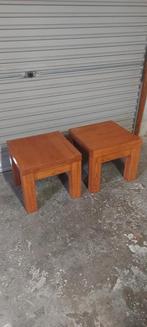 2 eiken bijzet tafels, Minder dan 55 cm, Gebruikt, Vierkant, Hout