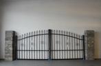 Inrijpoort 'Tola' inclusief palen, scharnieren en sluitwerk, Tuin en Terras, Met poort, Nieuw, Ophalen of Verzenden, Sierhekwerk