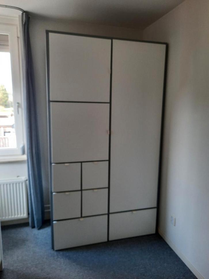 VISTHUS Kast 122x59x216cm - Gebruikt, Goede Staat, Huis en Inrichting, Kasten | Kledingkasten, Zo goed als nieuw, 200 cm of meer