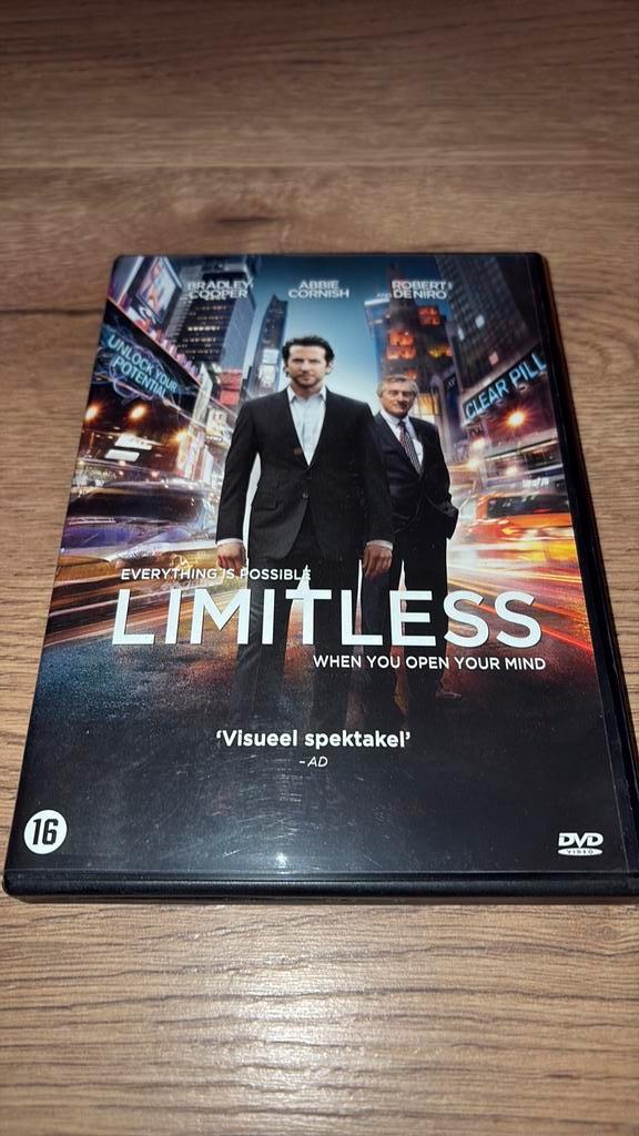 Limitless met Bradley Cooper en Robert De Niro., Cd's en Dvd's, Dvd's | Thrillers en Misdaad, Zo goed als nieuw, Vanaf 16 jaar