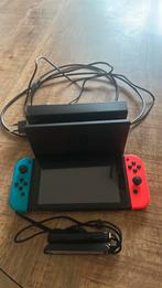 Nintendo Switch te koop, Met games, Met 2 controllers, Ophalen of Verzenden, Zo goed als nieuw