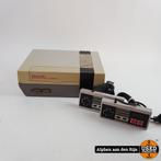 Nintendo NES + 2 controllers || Nu voor €119.99, Spelcomputers en Games, Spelcomputers | Nintendo NES, Met 2 controllers, Gebruikt