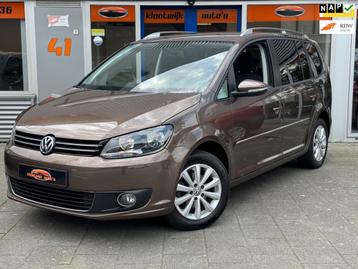 Volkswagen TOURAN 1.2 TSI Highline 7-Persoons Navigatie Crui beschikbaar voor biedingen