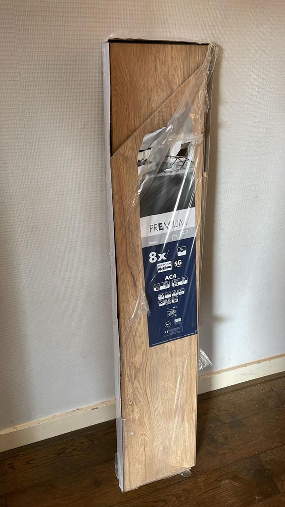 Laminaat Montmelo Premium Natural Oak aangebroken pak, Doe-het-zelf en Verbouw, Vloerdelen en Plavuizen, Nieuw, Laminaat, Kunststof