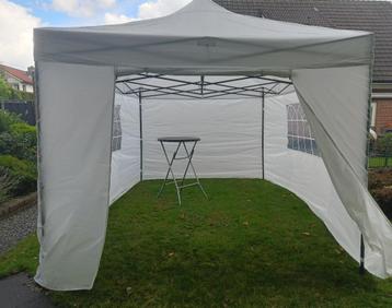 Te huur: Waterdichte partytent 3x4,5 met zijwanden.  beschikbaar voor biedingen