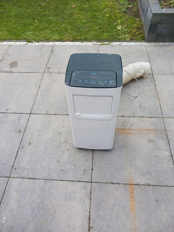 2 Mobiele Airco's, Witgoed en Apparatuur, Airco's, Zo goed als nieuw, Mobiele airco, Minder dan 60 m³, 3 snelheden of meer, Koelen en Ontvochtigen