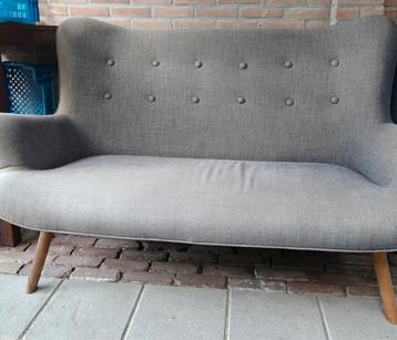 Gratis bankje 1.55x62x95cm  beschikbaar voor biedingen