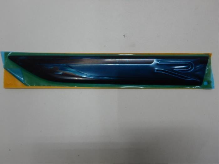 Embleem Volkswagen Golf (22739267), Auto-onderdelen, Overige Auto-onderdelen, Gebruikt, Ophalen