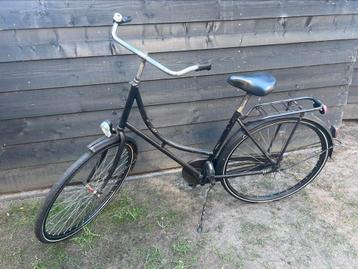 Oma/dames fiets. Simpel en onverwoestbaar  beschikbaar voor biedingen