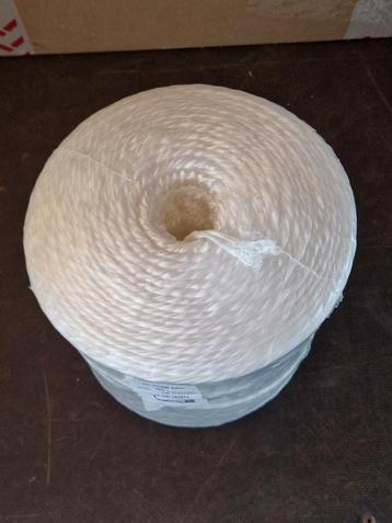 Bundel touw beschikbaar voor biedingen