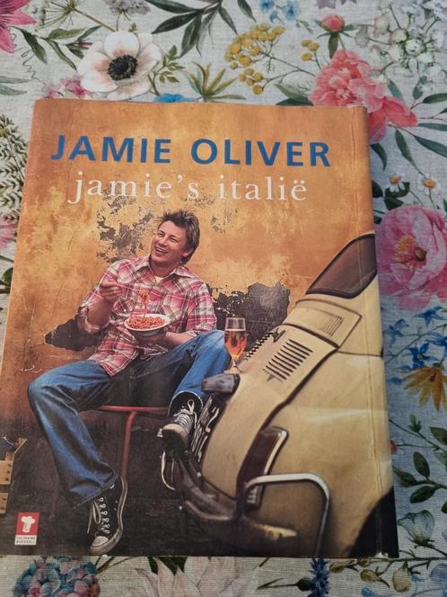 Jamie Oliver - Jamie's Italie, Boeken, Kookboeken, Zo goed als nieuw, Italië, Ophalen of Verzenden