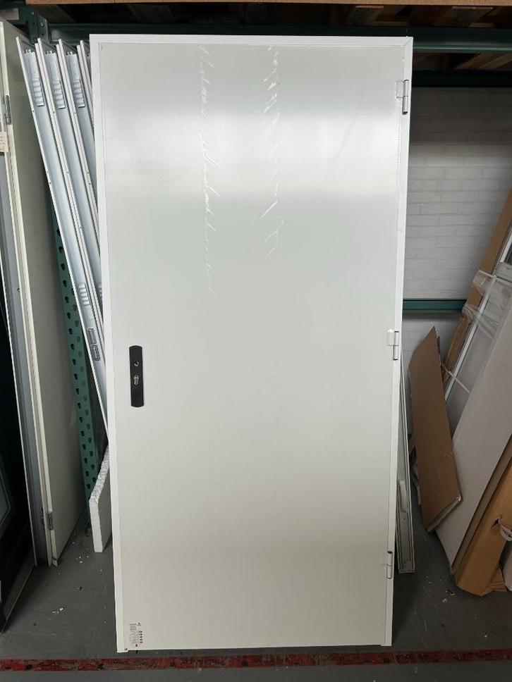 Stalen achterdeur loopdeur 101 x 210 cm Rechts kleur Wit, Doe-het-zelf en Verbouw, Deuren en Horren, Nieuw, Buitendeur, 200 tot 215 cm