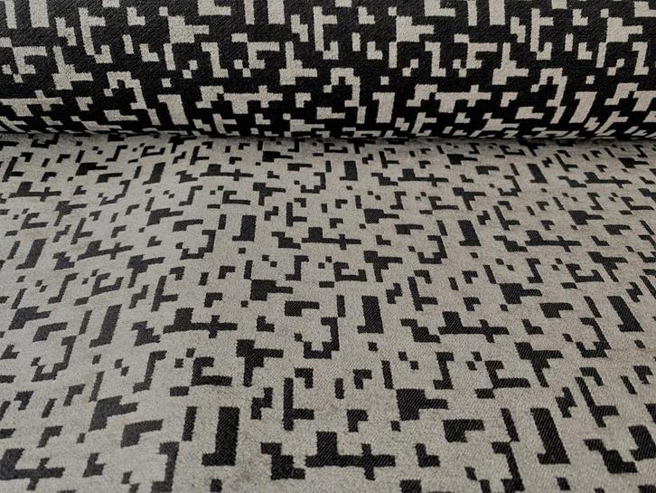 STOF VOOR DESIGN: Romo 8-Bit Arcade max. 4,25 meter, Hobby en Vrije tijd, Stoffen en Lappen, Nieuw, Katoen, 120 cm of meer, 200 cm of meer