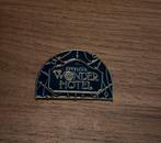 Efteling wonder hotel pin  (FANMADE ), Verzamelen, Speldjes, Pins en Buttons, Ophalen of Verzenden, Zo goed als nieuw