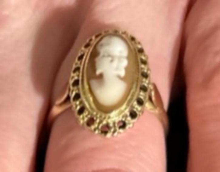 Camee ring verloren, Sieraden, Tassen en Uiterlijk, Ringen, Dame, 17 tot 18, Goud, Goud, Ophalen