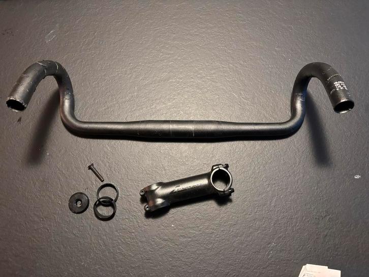 Forza stuur racefiets / incl. stuurpen, spacers en stuurlint, Fietsen en Brommers, Fietsonderdelen, Gebruikt, Racefiets, Stuur