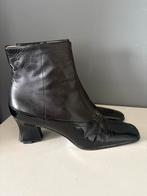 Prada prachtigd originele zwarte enkellaarsjes maat 40, Kleding | Dames, Schoenen, Prada, Zwart, Lage of Enkellaarzen, Ophalen of Verzenden